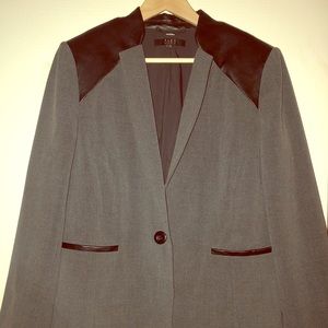 Alex Marie Size 14 gray and faux leather accents